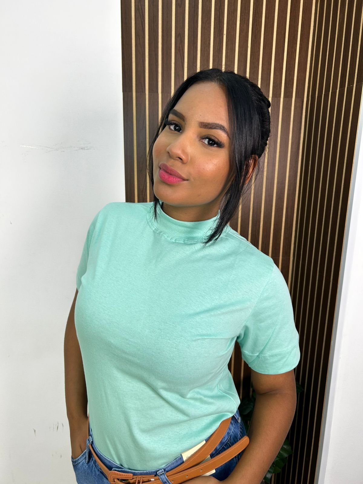 T-shirt gola alta - 100% algodão - Imagem 10