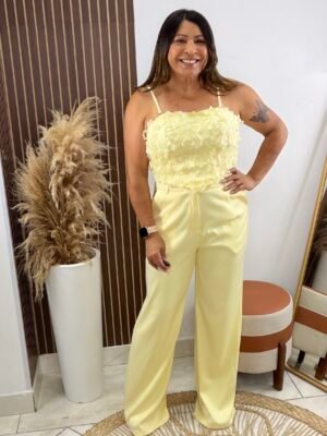 Conjunto Feminino: Calça + Blusa Alfaiataria